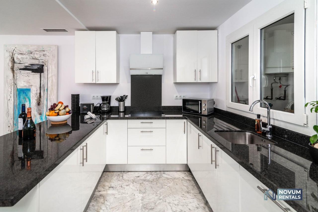 Puerto Banus Finest 2-Bdrm Apt - 50 Metres To Beach Marbella Exteriör bild